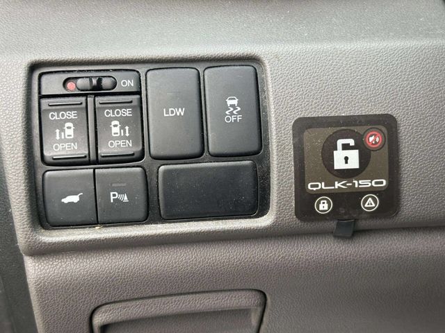 2016 Honda Odyssey 5dr Touring Elite - 23057771 - 20