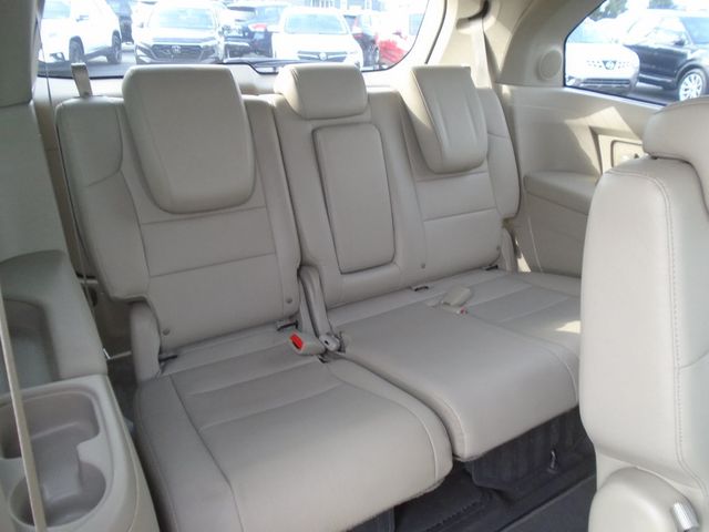 2016 Honda Odyssey 5dr Touring Elite - 23083923 - 37