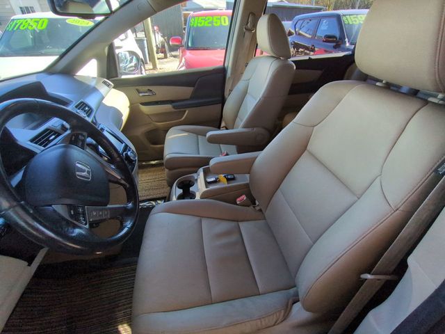 2016 Honda Odyssey EXL - 22941706 - 13
