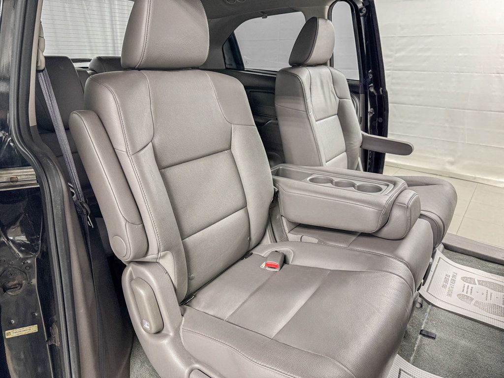 2016 Honda Odyssey EXL - 23026037 - 10