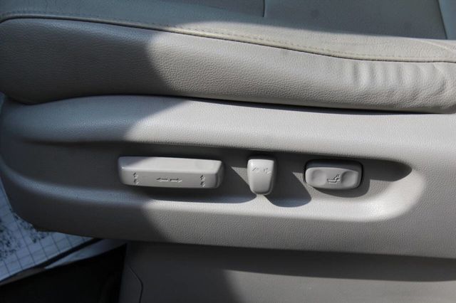 2016 Honda Odyssey EX L 4dr Mini Van - 22916435 - 11