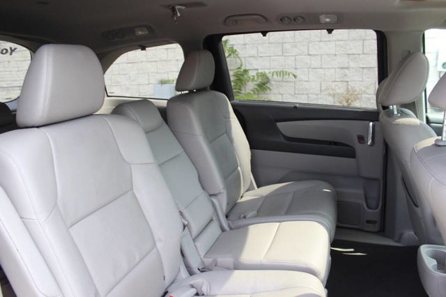 2016 Honda Odyssey EX L 4dr Mini Van - 22916435 - 19