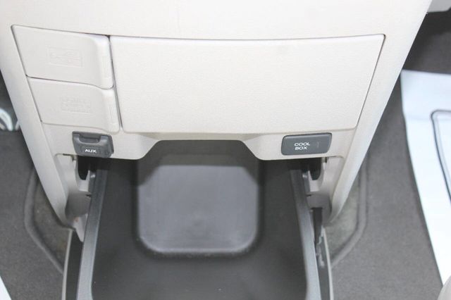 2016 Honda Odyssey EX L 4dr Mini Van - 22916435 - 27