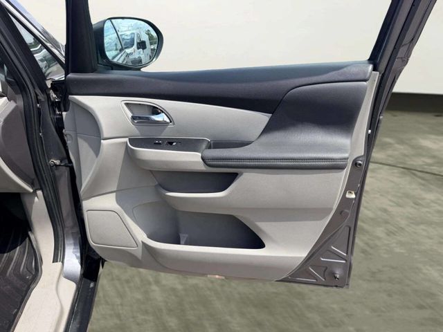 2016 Honda Odyssey EX L 4dr Mini Van - 23057196 - 28