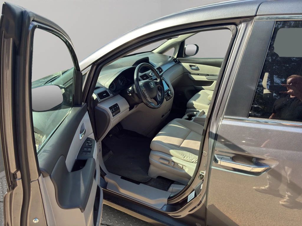 2016 Honda Odyssey EX-L Minivan 4D - 23056452 - 19