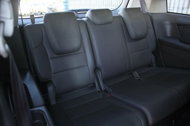 2016 Honda Odyssey ONE OWNER EXL W/ MOONROOF, LEATHER - 22989333 - 11