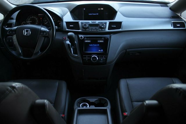 2016 Honda Odyssey ONE OWNER EXL W/ MOONROOF, LEATHER - 22989333 - 12