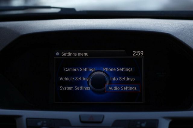 2016 Honda Odyssey ONE OWNER EXL W/ MOONROOF, LEATHER - 22989333 - 14