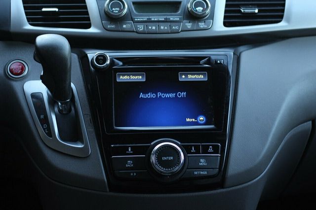 2016 Honda Odyssey ONE OWNER EXL W/ MOONROOF, LEATHER - 22989333 - 16