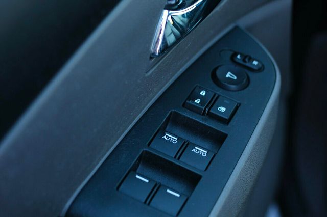 2016 Honda Odyssey ONE OWNER EXL W/ MOONROOF, LEATHER - 22989333 - 21