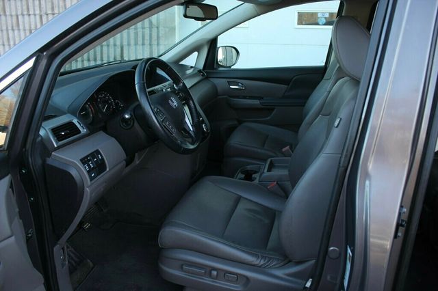 2016 Honda Odyssey ONE OWNER EXL W/ MOONROOF, LEATHER - 22989333 - 24
