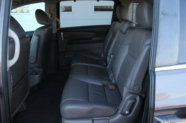 2016 Honda Odyssey ONE OWNER EXL W/ MOONROOF, LEATHER - 22989333 - 27