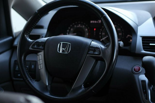 2016 Honda Odyssey ONE OWNER EXL W/ MOONROOF, LEATHER - 22989333 - 30