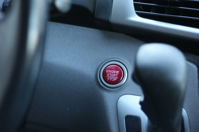 2016 Honda Odyssey ONE OWNER EXL W/ MOONROOF, LEATHER - 22989333 - 31