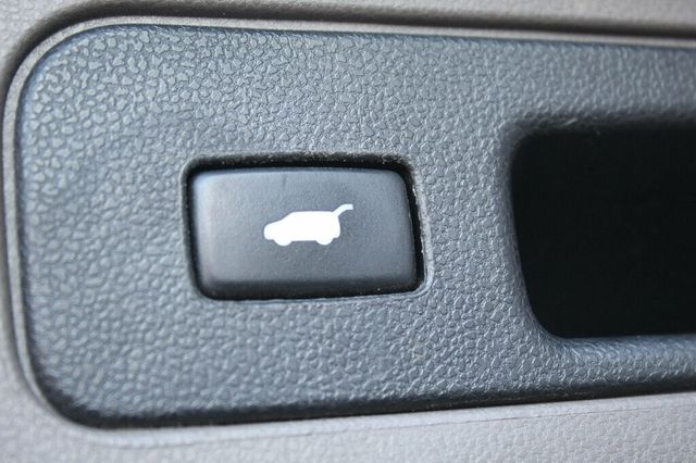 2016 Honda Odyssey ONE OWNER EXL W/ MOONROOF, LEATHER - 22989333 - 32