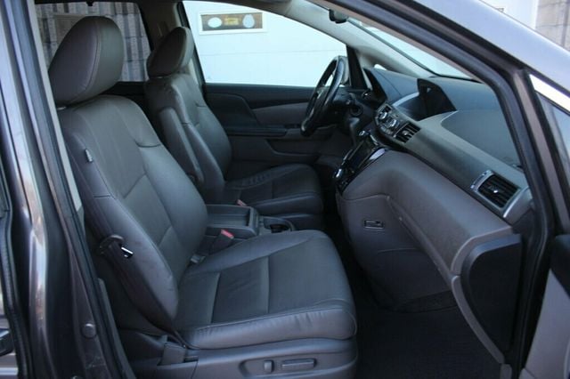 2016 Honda Odyssey ONE OWNER EXL W/ MOONROOF, LEATHER - 22989333 - 6