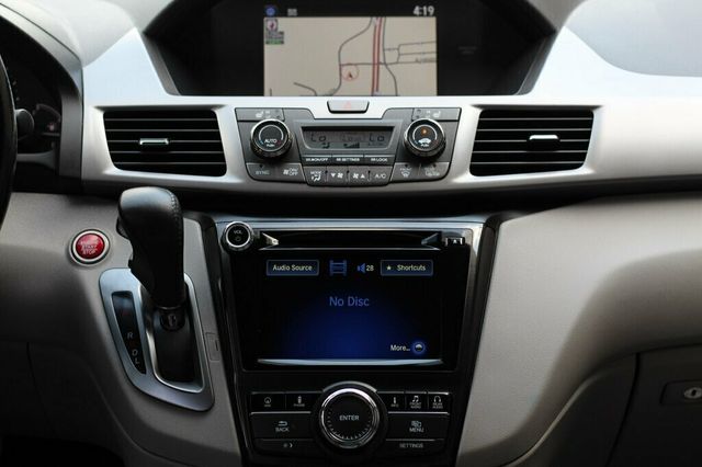 2016 Honda Odyssey ONE OWNER TOURING DVD, NAVIGATION, MOONROOF - 23042579 - 14