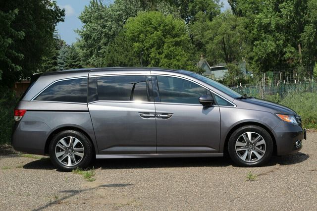 2016 Honda Odyssey ONE OWNER TOURING DVD, NAVIGATION, MOONROOF - 23042579 - 1
