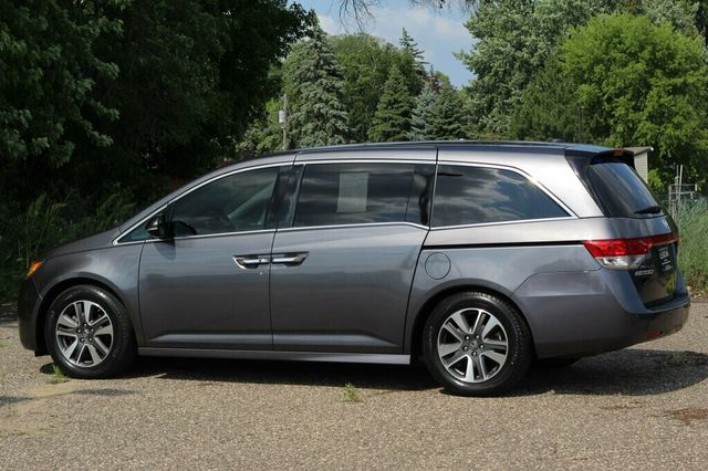 2016 Honda Odyssey ONE OWNER TOURING DVD, NAVIGATION, MOONROOF - 23042579 - 19