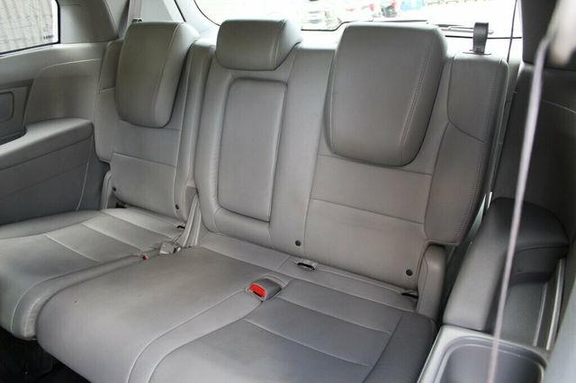 2016 Honda Odyssey ONE OWNER TOURING DVD, NAVIGATION, MOONROOF - 23042579 - 28