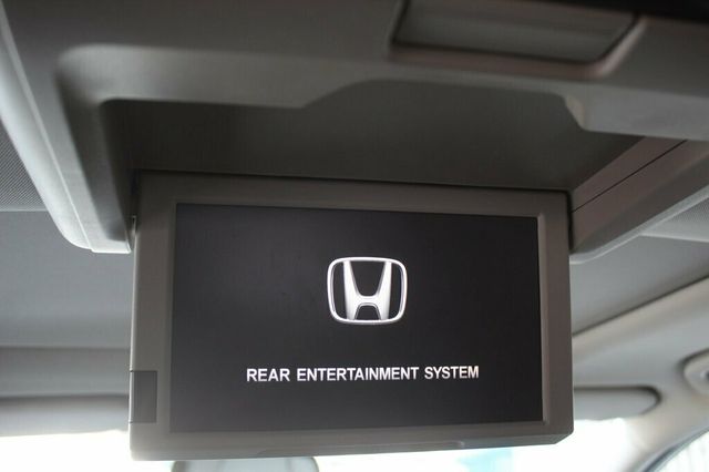 2016 Honda Odyssey ONE OWNER TOURING W/ NAVIGATION, LEATHER MOONROOF - 22976092 - 9