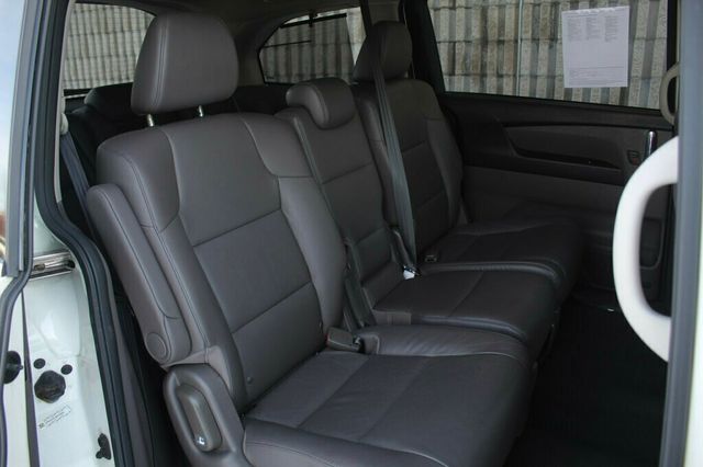 2016 Honda Odyssey ONE OWNER TOURING W/ NAVIGATION, LEATHER MOONROOF - 22976092 - 11