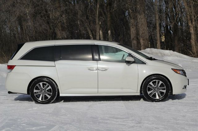 2016 Honda Odyssey ONE OWNER TOURING W/ NAVIGATION, LEATHER MOONROOF - 22976092 - 1
