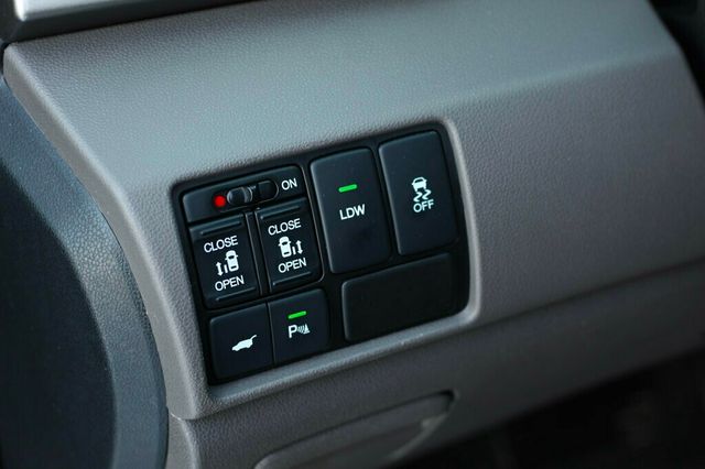 2016 Honda Odyssey ONE OWNER TOURING W/ NAVIGATION, LEATHER MOONROOF - 22976092 - 23