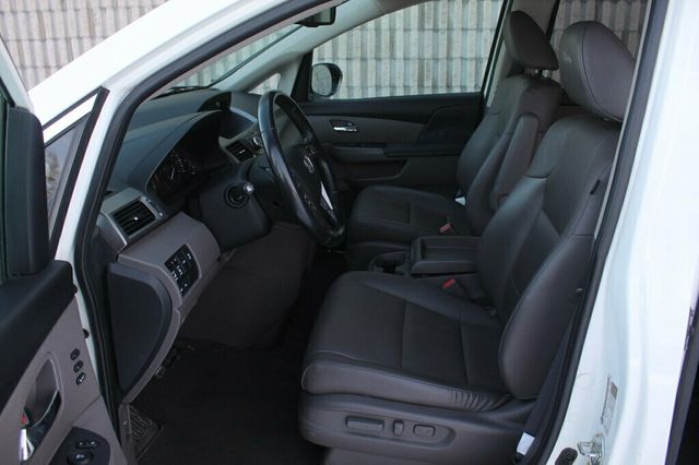2016 Honda Odyssey ONE OWNER TOURING W/ NAVIGATION, LEATHER MOONROOF - 22976092 - 24