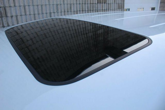 2016 Honda Odyssey ONE OWNER TOURING W/ NAVIGATION, LEATHER MOONROOF - 22976092 - 36