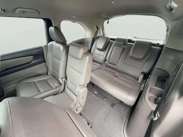 2016 Honda Odyssey Touring 4dr Mini Van - 23046919 - 21