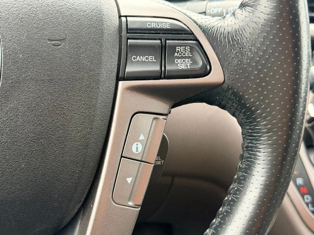 2016 Honda Odyssey Touring 4dr Mini Van - 23046919 - 30