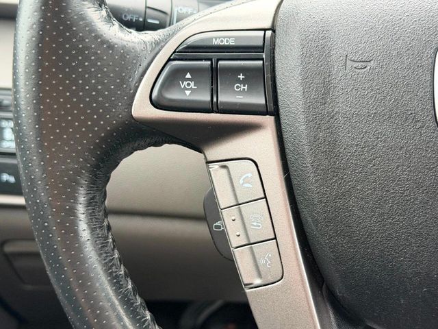 2016 Honda Odyssey Touring 4dr Mini Van - 23046919 - 31