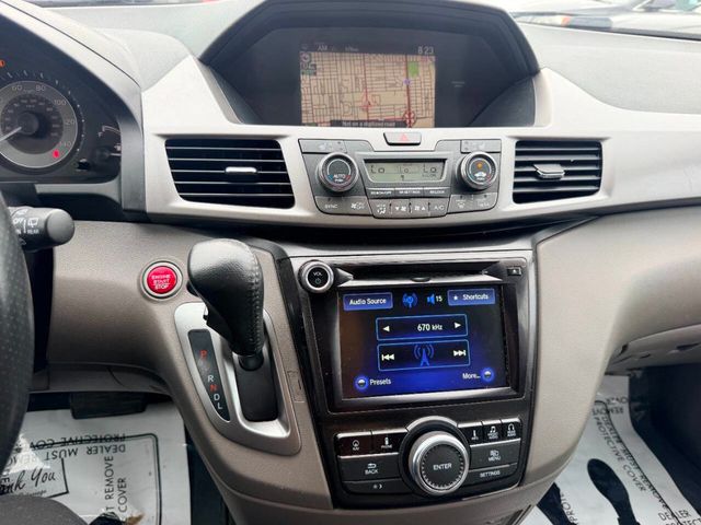 2016 Honda Odyssey Touring 4dr Mini Van - 23046919 - 35