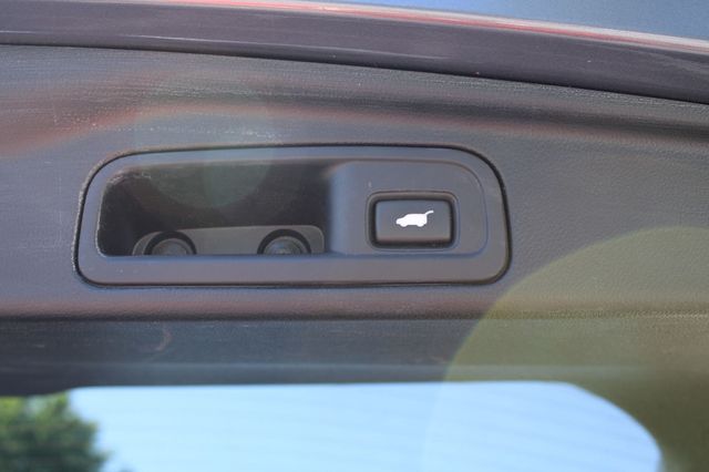 2016 Honda Pilot 2WD 4dr Touring w/RES & Navi - 23072922 - 9