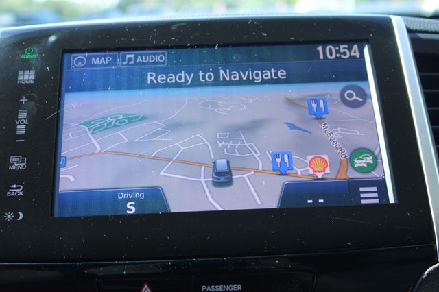 2016 Honda Pilot 2WD 4dr Touring w/RES & Navi - 23072922 - 16