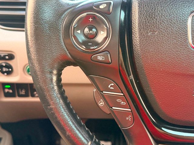 2016 Honda Pilot AWD 4dr Elite w/RES & Navi - 23054067 - 38