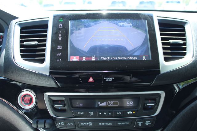 2016 Honda Pilot AWD 4dr Elite w/RES & Navi - 23010990 - 18
