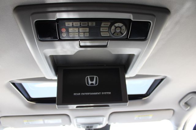 2016 Honda Pilot AWD 4dr Elite w/RES & Navi - 23010990 - 26