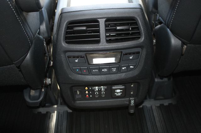 2016 Honda Pilot AWD 4dr Elite w/RES & Navi - 23010990 - 30