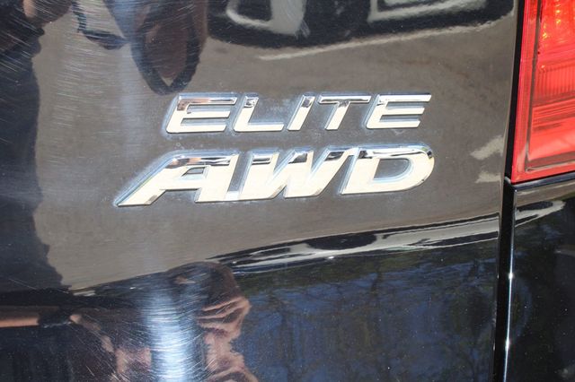 2016 Honda Pilot AWD 4dr Elite w/RES & Navi - 23010990 - 38