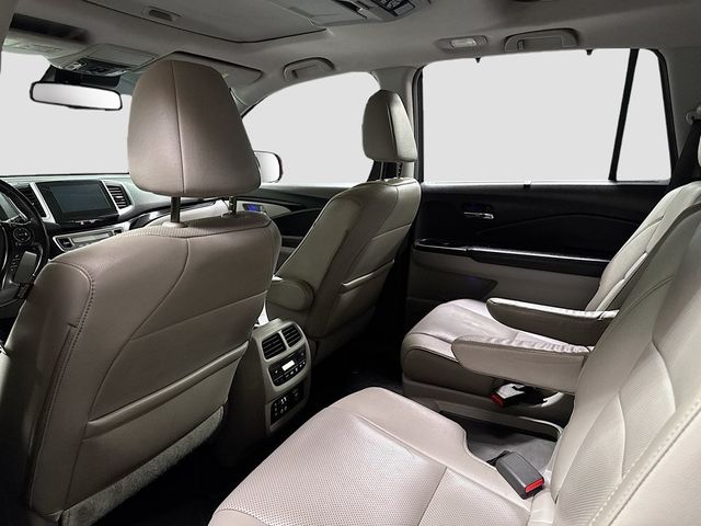 2016 Honda Pilot AWD 4dr Elite w/RES & Navi - 22975728 - 13