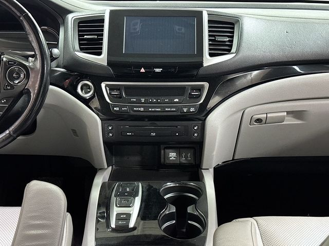 2016 Honda Pilot AWD 4dr Elite w/RES & Navi - 22975728 - 22