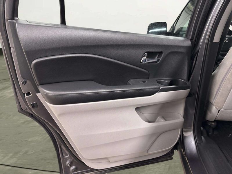 2016 Honda Pilot AWD 4dr EX - 22967409 - 14