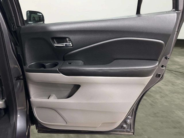 2016 Honda Pilot AWD 4dr EX - 22967409 - 19