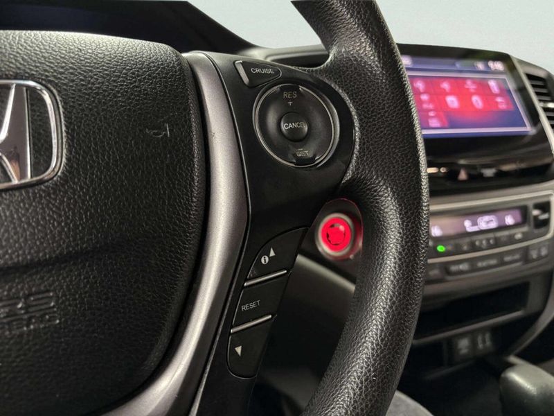 2016 Honda Pilot AWD 4dr EX - 22967409 - 37