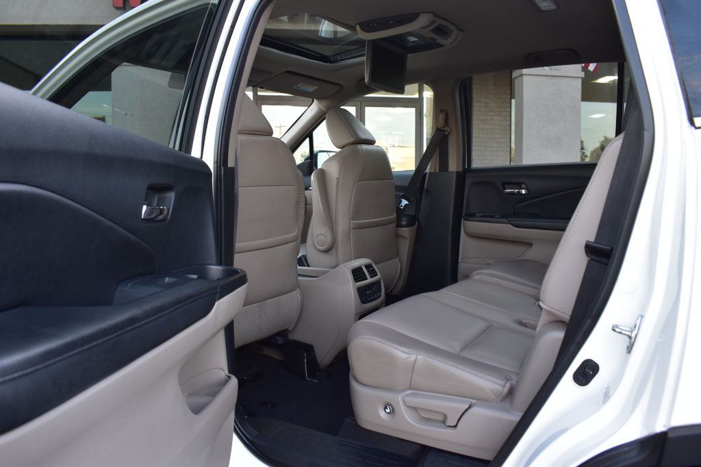 2016 Honda Pilot EX-L photo 20