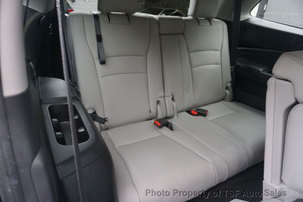 2016 Honda Pilot EX-L photo 12