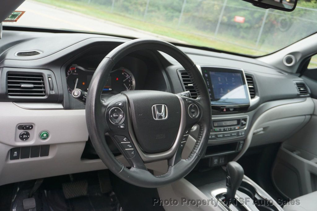 2016 Honda Pilot EX-L photo 14