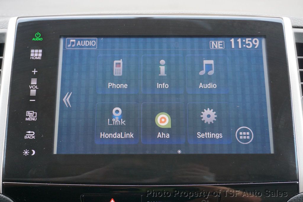 2016 Honda Pilot EX-L photo 17